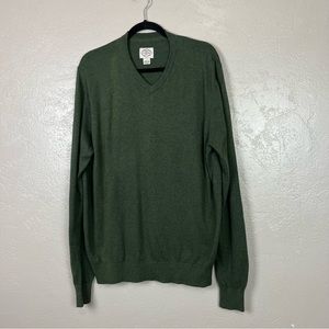 St. John’s bay men‎ long sleeve V-neck green sweater size large